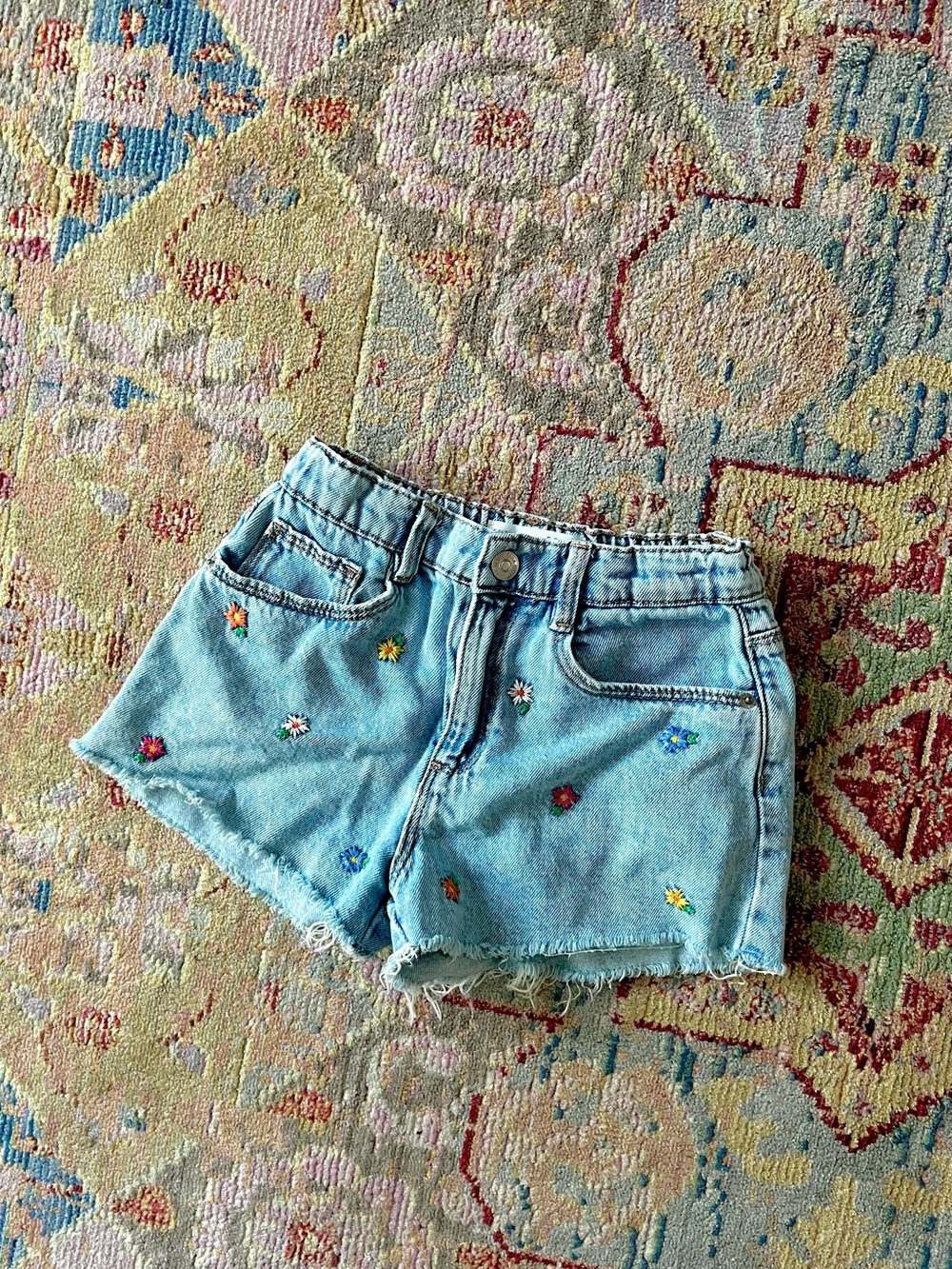 Zara Light Blue flower Embroidered Denim Shorts size 5